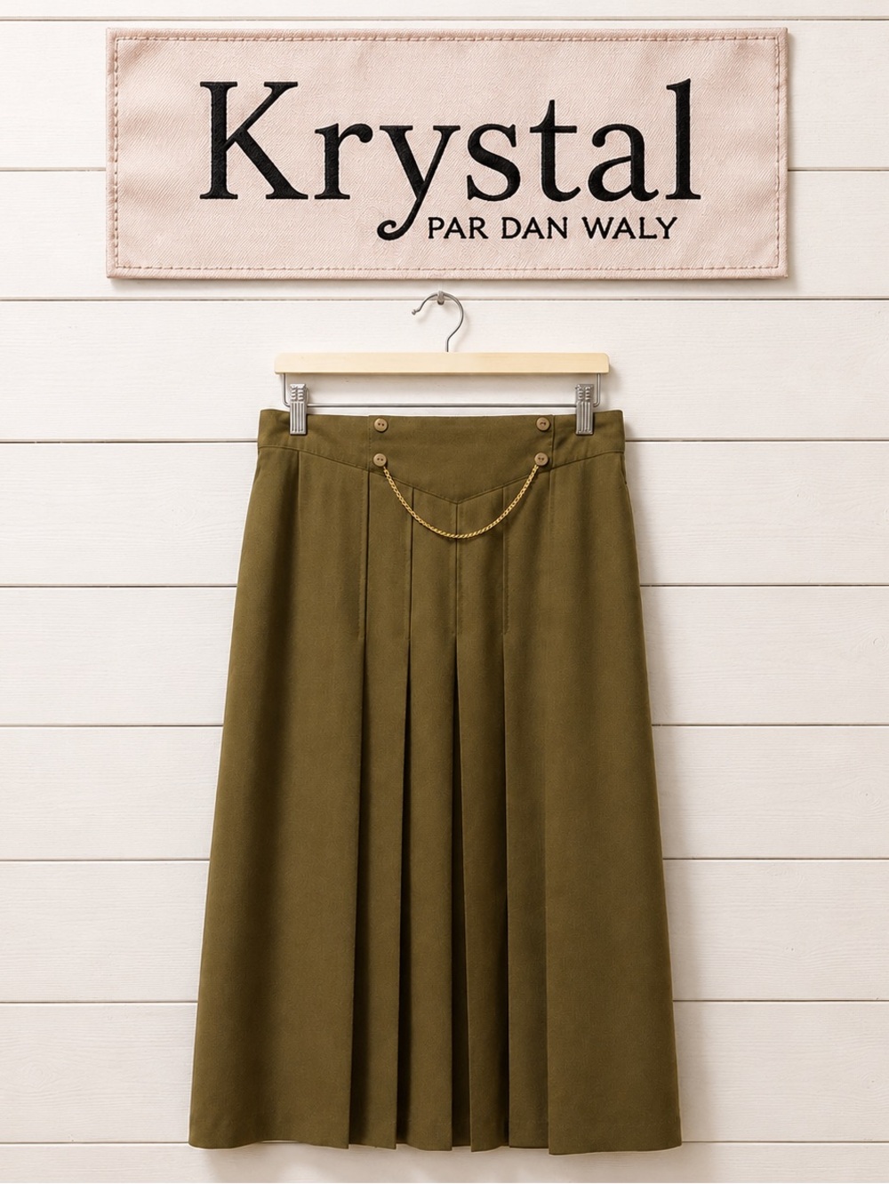 Vintage Krystal Olive Pleated Skirt with Removable Chain – Size 15/16 /